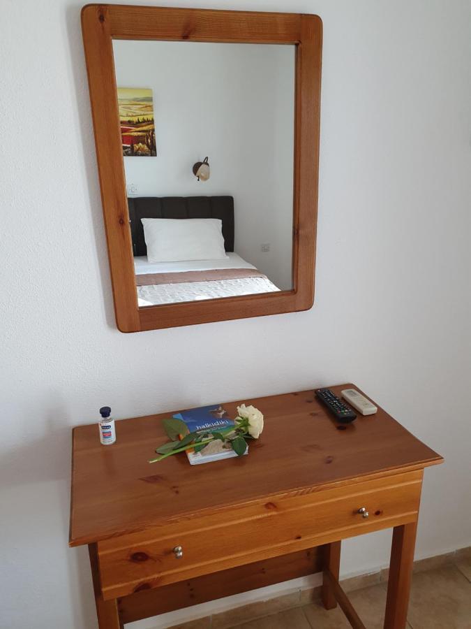 Hotel Pefko Neos Marmaras Luaran gambar