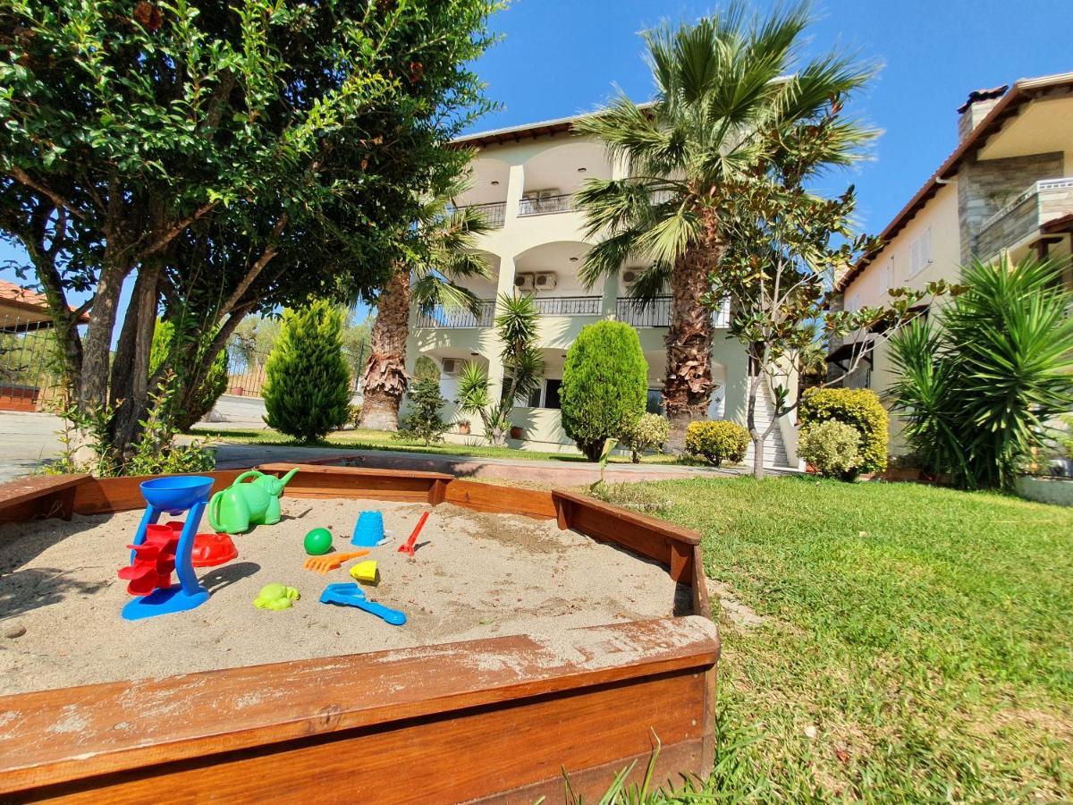 Hotel Pefko Neos Marmaras Luaran gambar